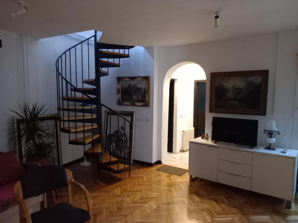 Heart Of Old Town Guesthouse 波德戈里察 外观 照片